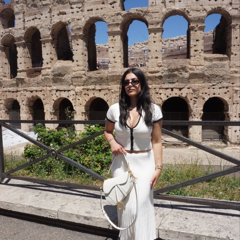 Meshki Pleated Set - Picture 3 of 3